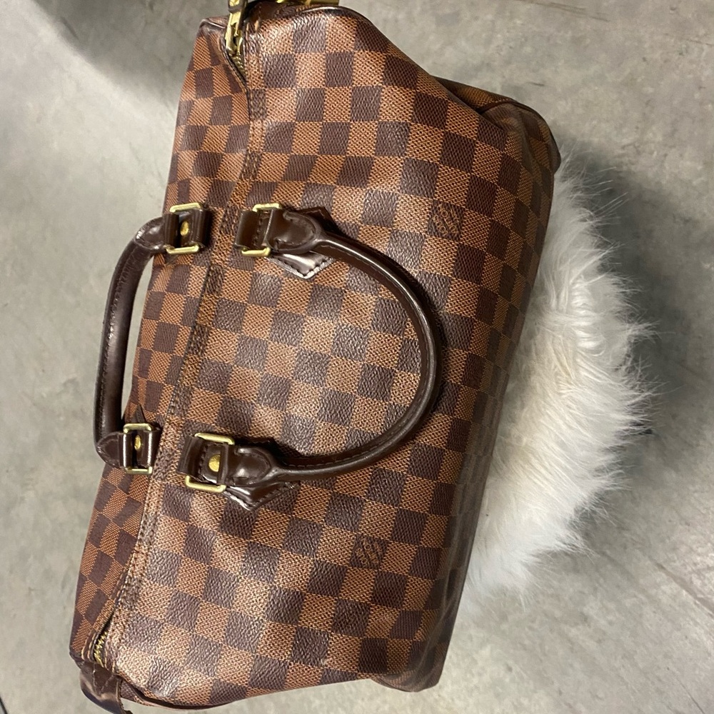 Louis Vuitton bag authentic